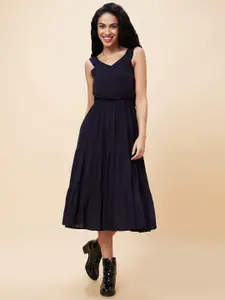 Globus Tiered Fit & Flare Midi Dress