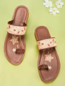 Paragon Women Floral Embroidered One Toe Flats