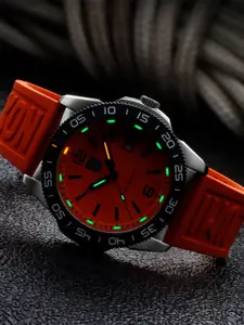 Luminox Men Water Resistant Round Shaped Analogue Watch XS.3129