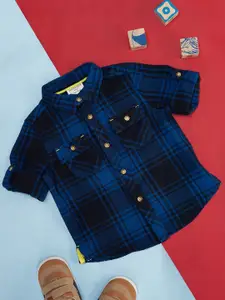 Pantaloons Baby Boys Checked Spread Collar Roll-Up Sleeves Cotton Casual Shirt