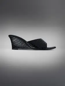 Lino Perros Croc Textured Wedge Heels