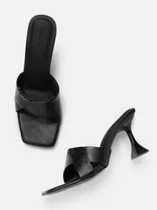 Lino Perros Open-Toe Slim Heels