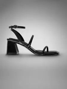 Lino Perros Mid-Top Block Heels