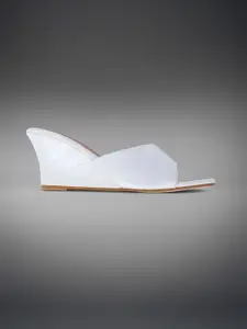 Lino Perros Women Croc Textured Wedge Heels