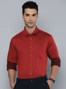 Indian Terrain Pure Cotton Self Design Textured Classic Slim Fit Semiformal Shirt