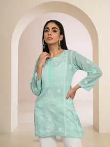 PARAMOUNT CHIKAN Women Embroidered Lucknowi Chikankari Cotton Kurti