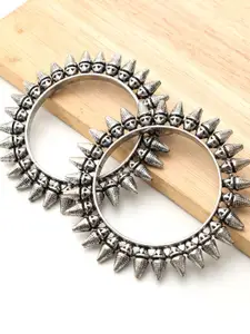 Ozanoo Set Of 2 Oxidised Silver-Plated Bangle-Style Bracelet