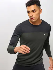 Technosport Colourblocked Anti Odour Slim Fit Training T-shirt