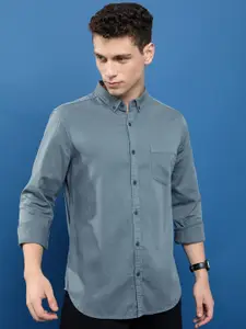 HIGHLANDER Slim Fit Button-Down Collar Cotton Casual Shirt