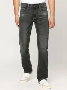Pepe Jeans Mid Rise Whiskers and Chevrons Clean Look Stretchable Jeans