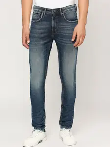 Pepe Jeans Men Blue Skinny Fit Mid Rise Whiskers and Chevrons Stretchable Jeans