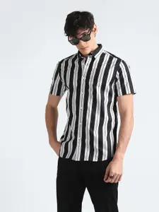 Flying Machine Slim Fit Striped Pure Cotton Casual Shirt