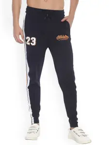 Steenbok Men Typography Printed Mid-Rise Straight -Fit Cotton Track Pants