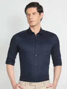 Arrow Spread Collar Opaque Slim Fit Cotton Formal Shirt