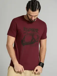 Roadster Time Travlr Men Maroon Printed Round Neck Pure Cotton T-shirt