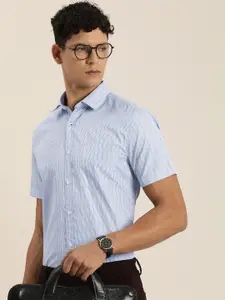 INVICTUS Men Original Slim Fit Opaque Checked Formal Shirt