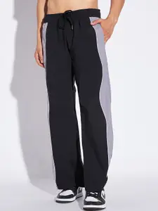 FUGAZEE Men Mid-Rise Relaxed-Fit Wavy Panel Track Pants
