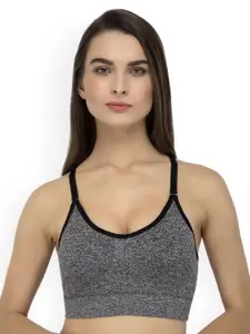 Laceandme Grey Solid Non-Wired Lightly Padded Sports Bra