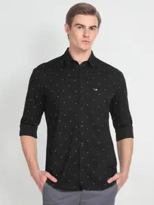 Arrow Micro Ditsy Printed Spread Collar Pure Cotton Slim Fit Casual Shirt