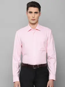 Louis Philippe Spread Collar Regular Fit Pure Cotton Formal Shirt