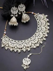 Sukkhi Industrial Gold-Plated Kundan & Beads Studded Choker Necklace Jewellery Set