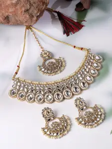 Sukkhi Gold-Plated Stone Studded Choker Necklace Jewellery Set