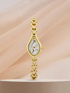 Titan Raga Essentials Women Silver Analogue watch NL2457YM01