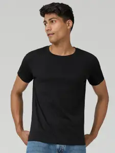 XYXX Men Pace Intellieaze T-Shirt