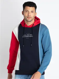 Status Quo Men Colourblocked Hooded Cotton Sweatshirt