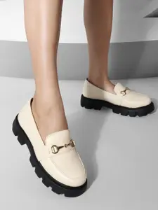 Roadster Women Beige Embelished Lightweight Comfort Insole Flatform Heel Horsebit Loafers