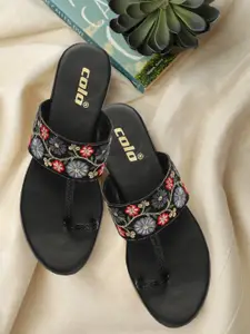 Colo Ethnic Embroidered One Toe Flats