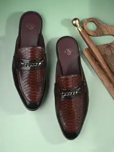 House of Pataudi Textured Shoe-Style Sandals