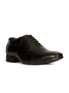 Bata Men Textured Formal Oxfords