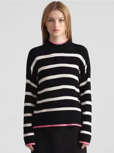 ONLY Striped Round Neck Pullover