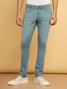Wrangler Men Vegas Skinny Fit Low-Rise Light Fade Cotton Stretchable Jeans