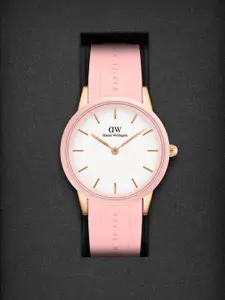 Daniel Wellington Iconic Motion Men Dial White 40 mm 10 ATM Analogue Watch- DW00100533