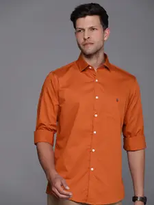 Louis Philippe Sport Solid Slim Fit Pure Cotton Casual Shirt