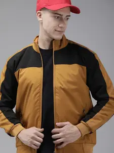 VOXATI Men Colourblocked Sporty Jacket