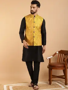 SOJANYA Mandarin Collar Kurta With Churidar & Woven Nehru jacket