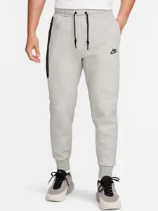 Nike Men Grey Sportswear Tech Fleece Joggers