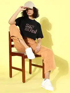 The Roadster Life Co. Typography Printed Drop-Shoulder Sleeves Cropped T-shirt