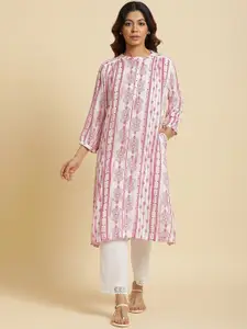 W Geometric Printed Mandarin Collar Cuffed Sleeves Regular Kurta
