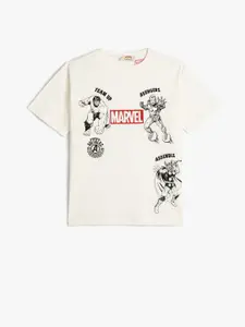 Koton Boys Marvel Graphic Printed Round Neck Cotton Regular T-shirt