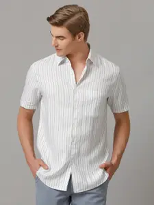 Aldeno Comfort Vertical Stripes Spread Collar Short Sleeve Casual Shirt