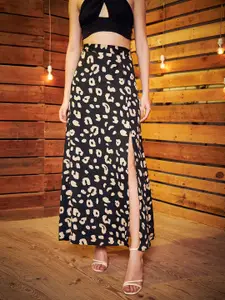 Berrylush Black Flared Maxi Skirt
