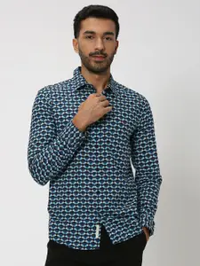 Mufti Geometric Printed Slim Fit Opaque Cotton Casual Shirt