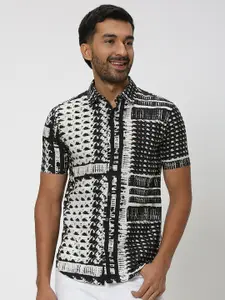 Mufti Abstract Printed Opaque Pure Cotton Casual Shirt