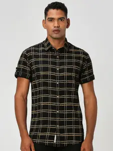 Mufti Checked Opaque Pure Cotton Casual Shirt