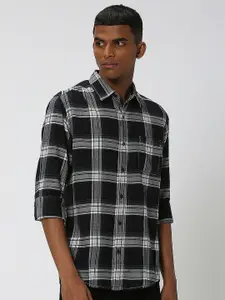 Mufti Slim Fit Tartan Checks Pure Cotton Casual Shirt