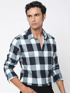 Mufti Slim Fit Buffalo Checks Casual Shirt